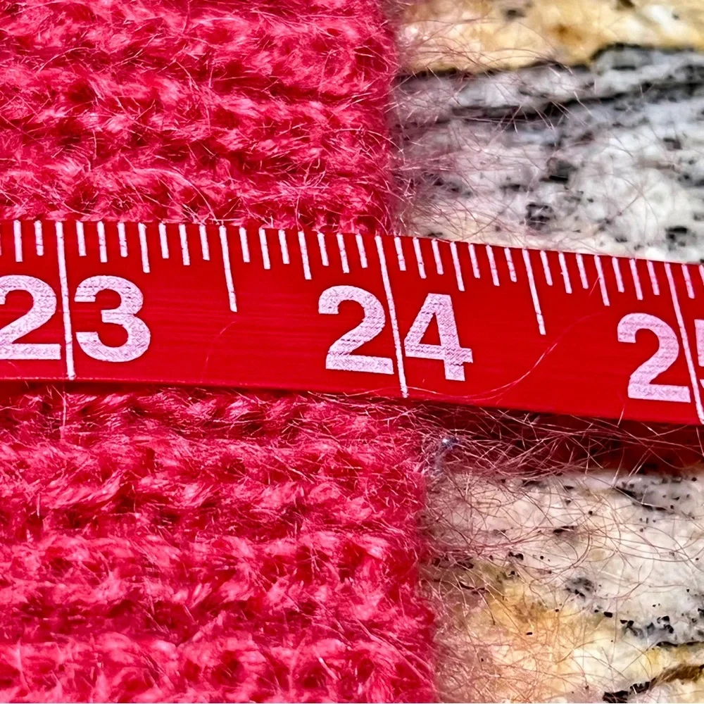 Vintage CRYSTAL Pink Mohair Wool Cable Knit Pullover Sweater Medium Crew Neck - Picture 11 of 13